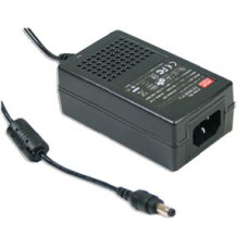 GS18B-05 18 W 5 V 3 A Desktop Adaptör